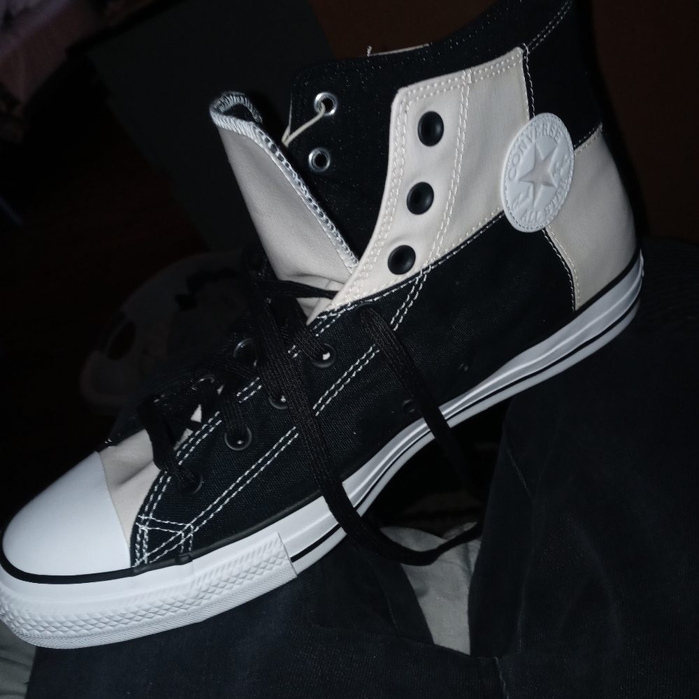 Chuck taylors